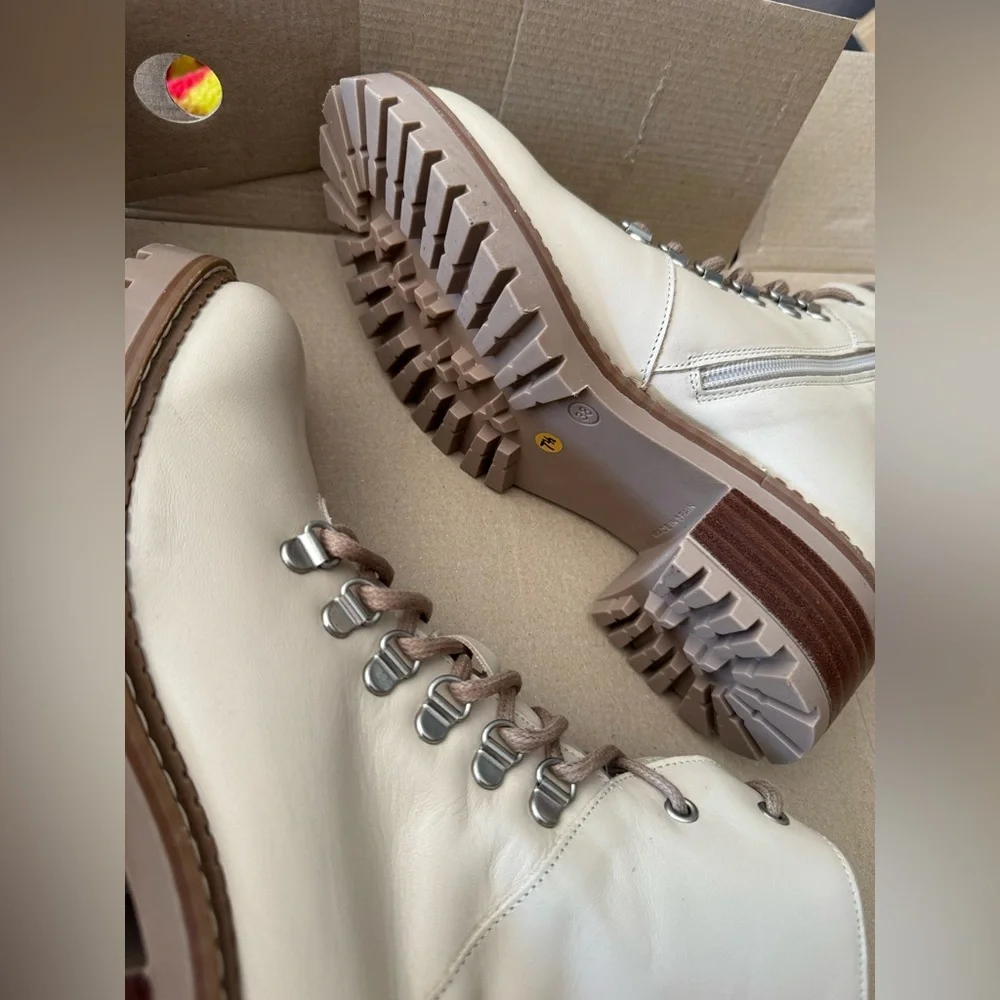Bertuchi whipstitch trim